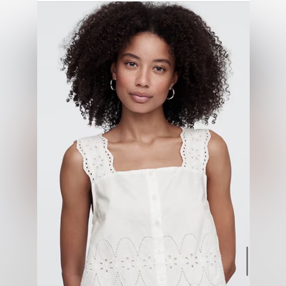 GAP White Eyelet Sleeveless Top